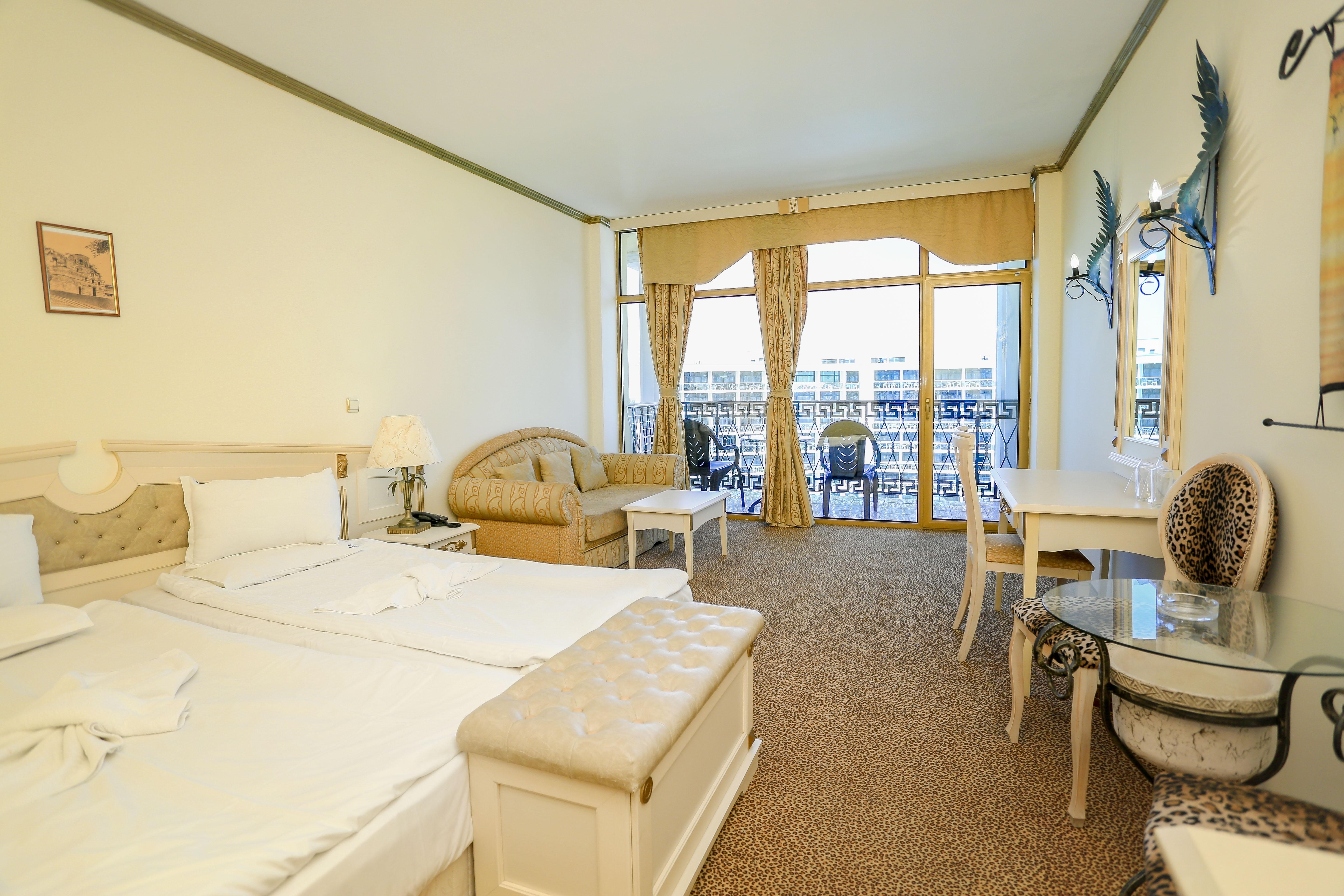 Imperial Palace Hotel Sunny Beach Exterior foto A room at the hotel