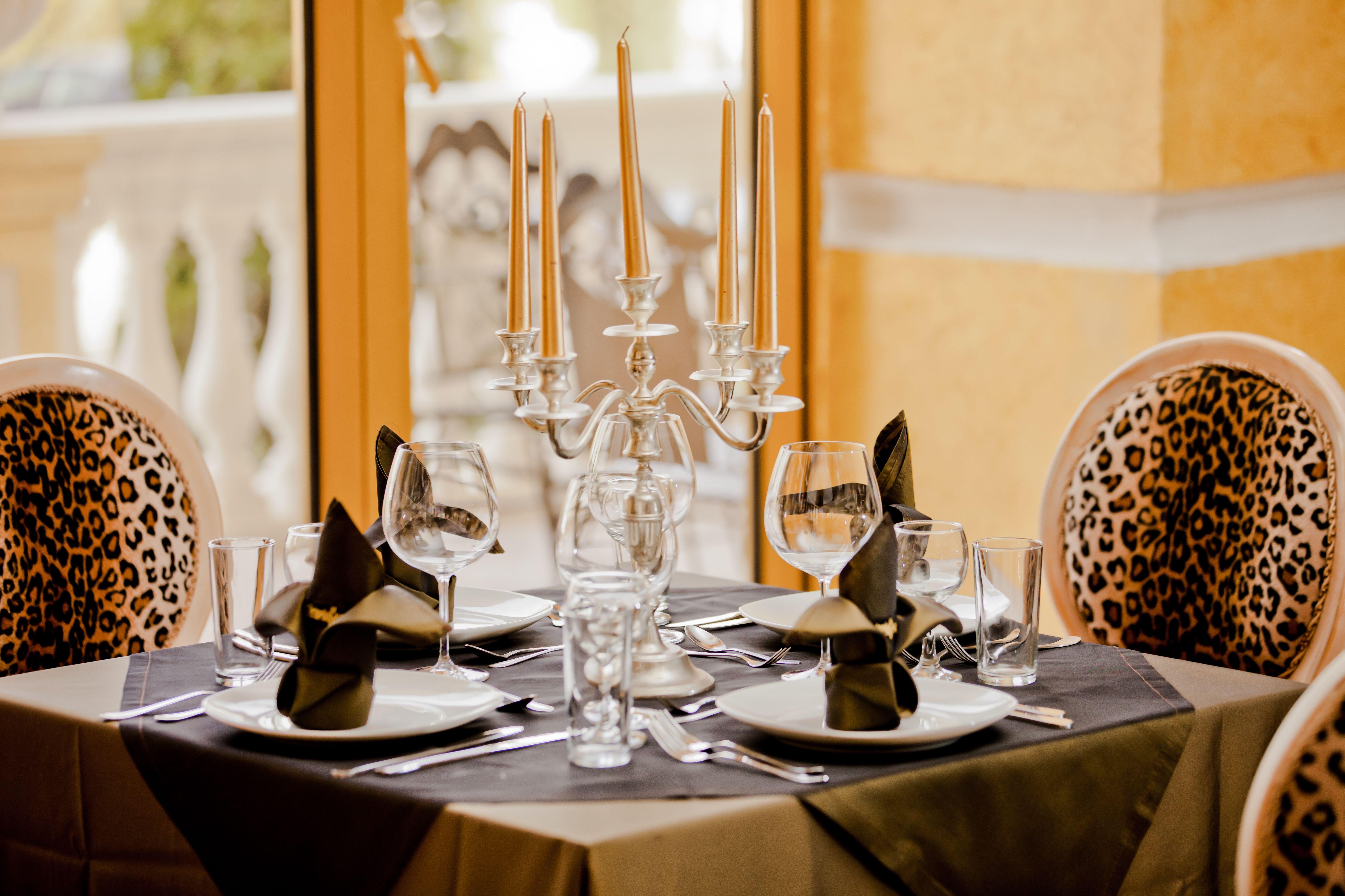 Imperial Palace Hotel Sunny Beach Exterior foto A table set for fine dining