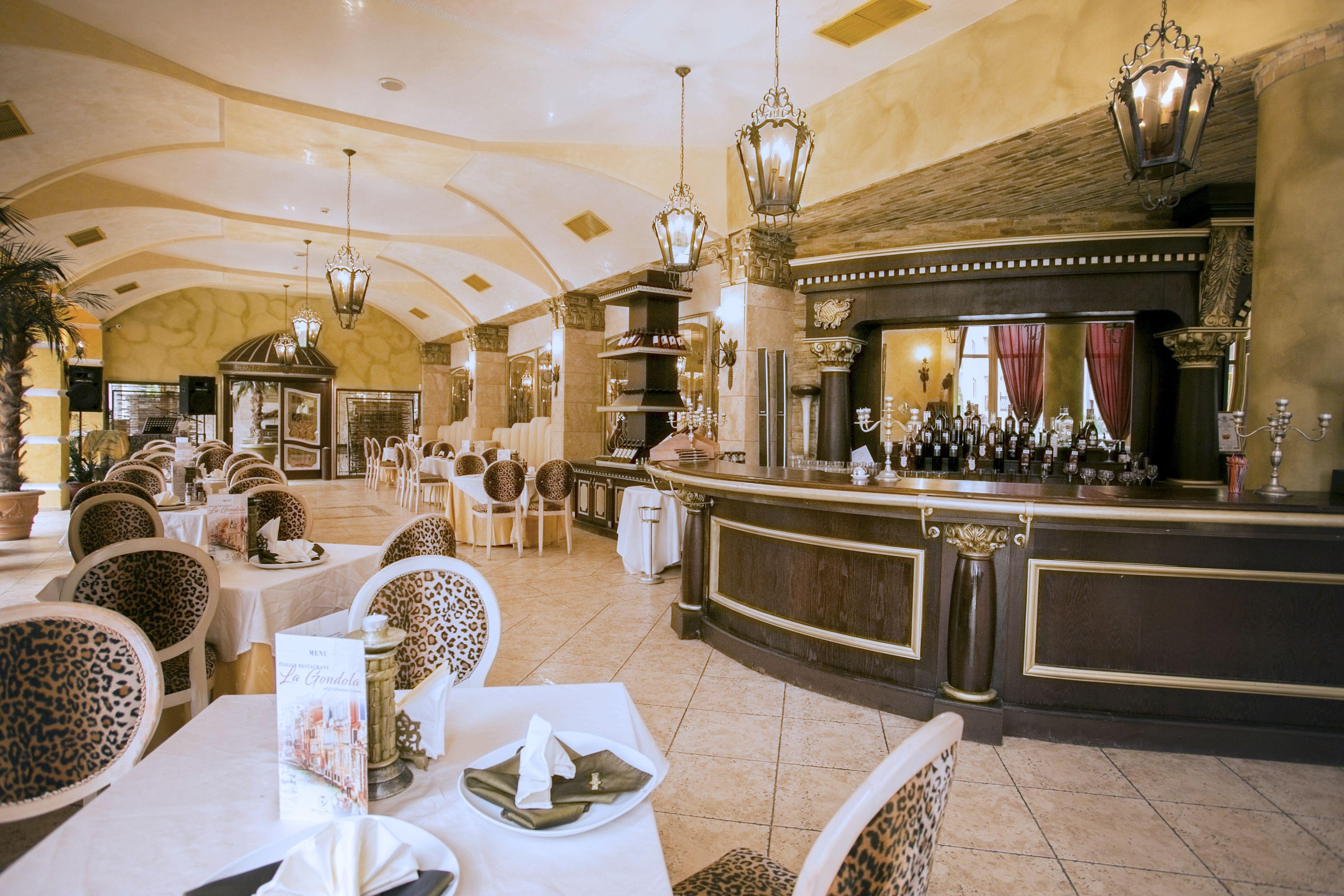 Imperial Palace Hotel Sunny Beach Exterior foto Restaurant in the hotel